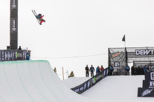 Miguel Porteous Through to Freeski Superpipe Finals at Dew Tour