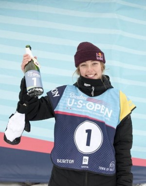 Zoi Sadowski-Synnott Wins Burton US Open, Claims Trifecta