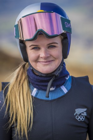 Alice Robinson Records Career-Best Result with 4th Place Finish at FIS Super-G World Cup in St Moritz 