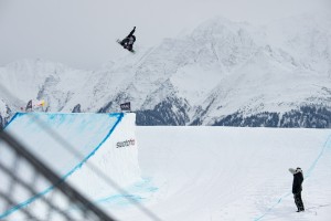 Zoi Sadowski-Synnott “stoked” to take 2nd place at the LAAX Open