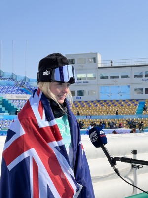 Zoi Sadowski-Synnott wins silver in epic Big Air Final