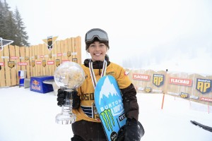 Zoi Sadowski-Synnott Wins Final Slopestyle World Cup of 2025, Secures Career First Snowboard Crystal Globe